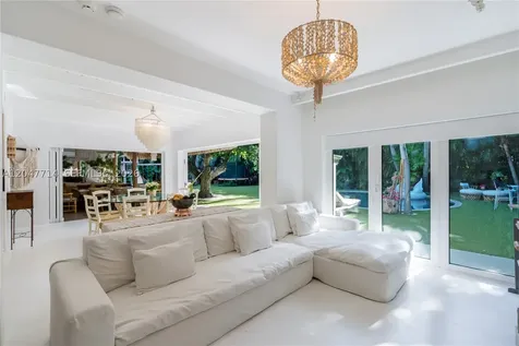330 Gulf Road Key Biscayne FL 33149