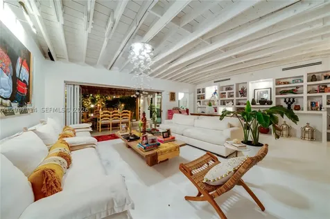 330 Gulf Road Key Biscayne FL 33149
