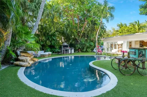 330 Gulf Road Key Biscayne FL 33149