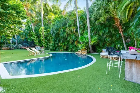 330 Gulf Road Key Biscayne FL 33149