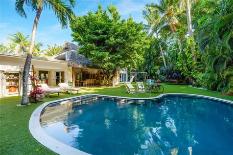 330 Gulf Road Key Biscayne FL 33149