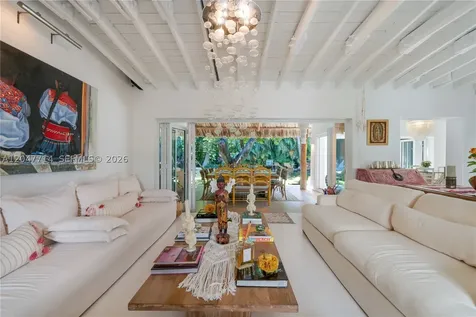 330 Gulf Road Key Biscayne FL 33149
