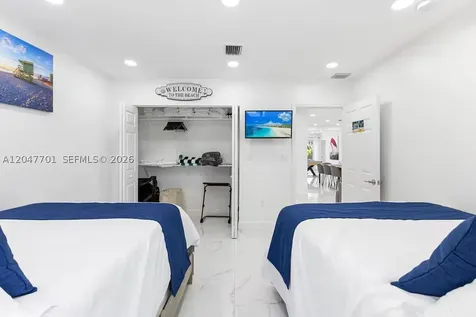 1240 NE 159th Street North Miami Beach FL 33162