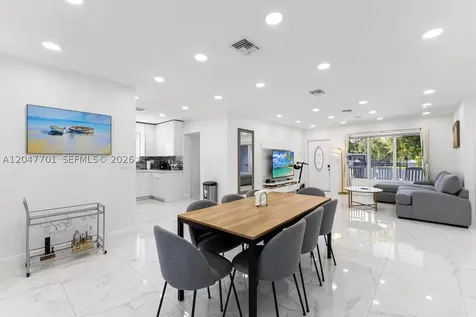 1240 NE 159th Street North Miami Beach FL 33162