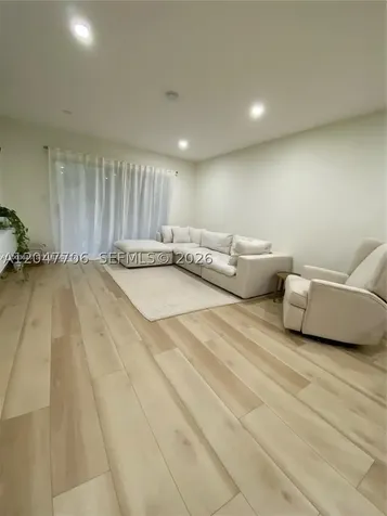 1200 Tallwood Avenue Hollywood FL 33021