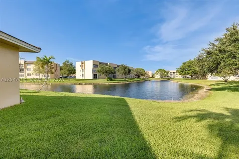 6000 NW 64th Avenue Tamarac FL 33319