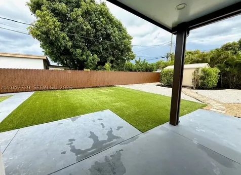 670 E 58th Street Hialeah FL 33013