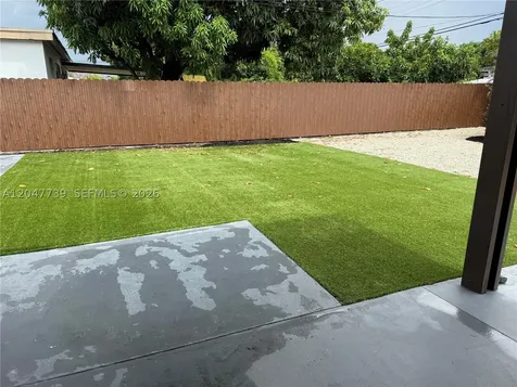 670 E 58th Street Hialeah FL 33013