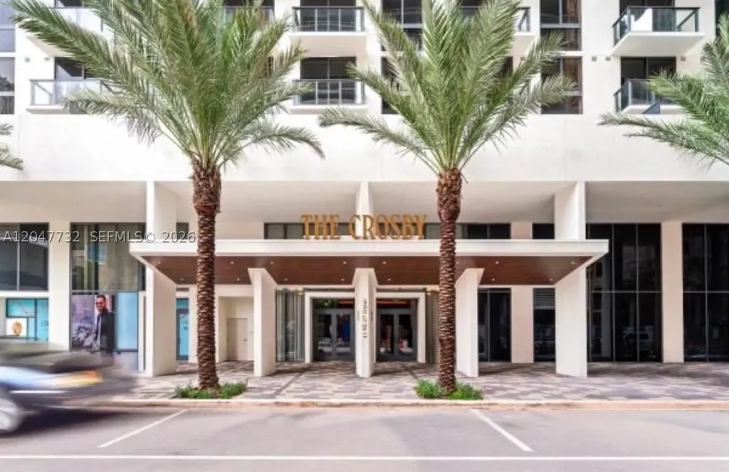 11 NE 6th Street Miami FL 33132