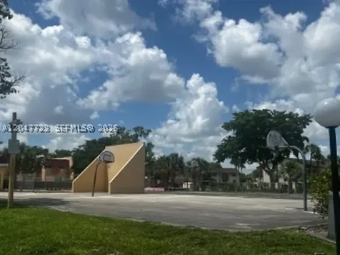 6040 Shakerwood Circle Tamarac FL 33319