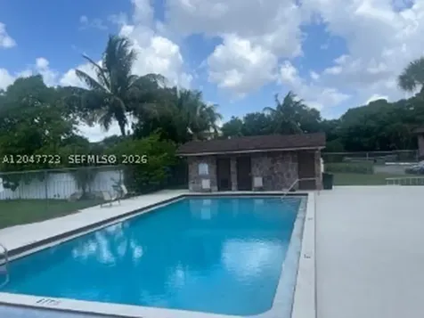 6040 Shakerwood Circle Tamarac FL 33319