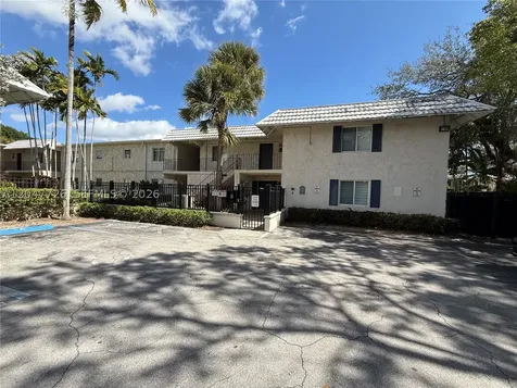 8607 SW 68th Court Pinecrest FL 33156