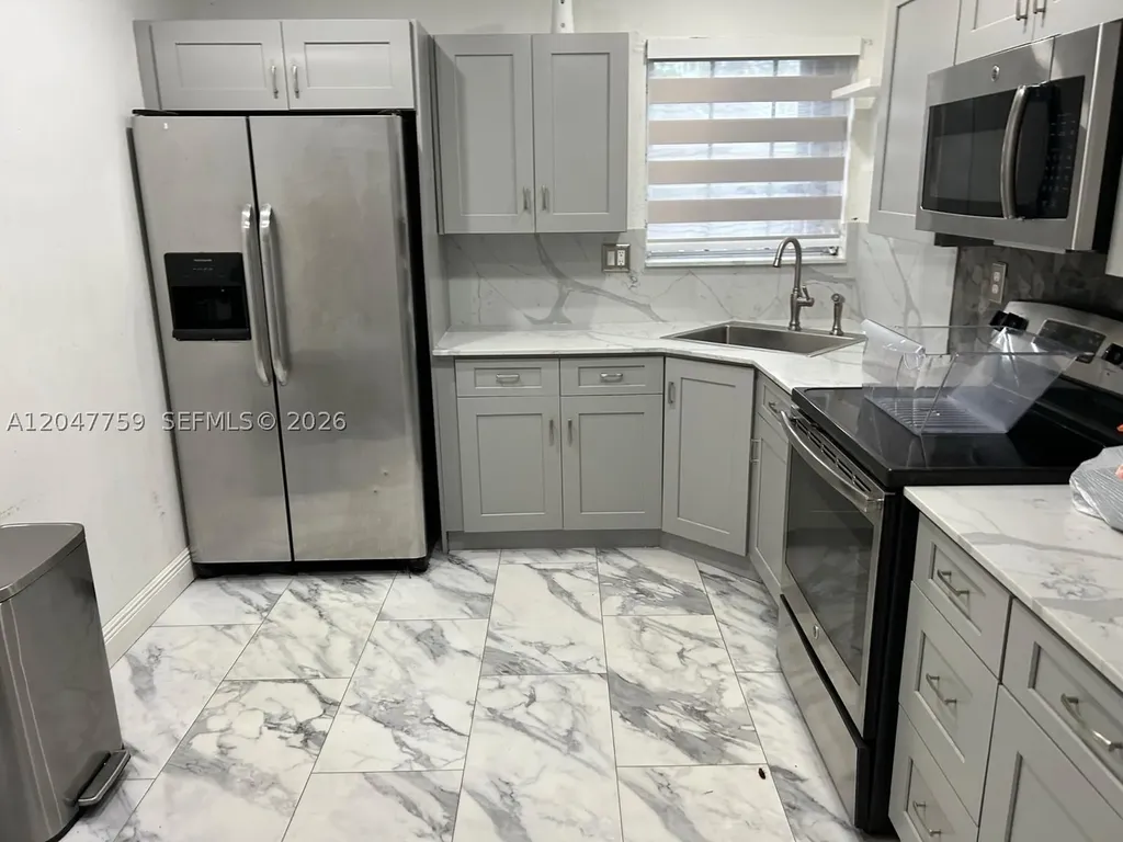 18130 NW 25th Avenue Miami Gardens FL 33056