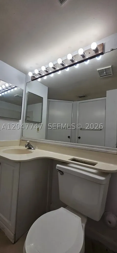 990 Coral Club Drive Coral Springs FL 33071