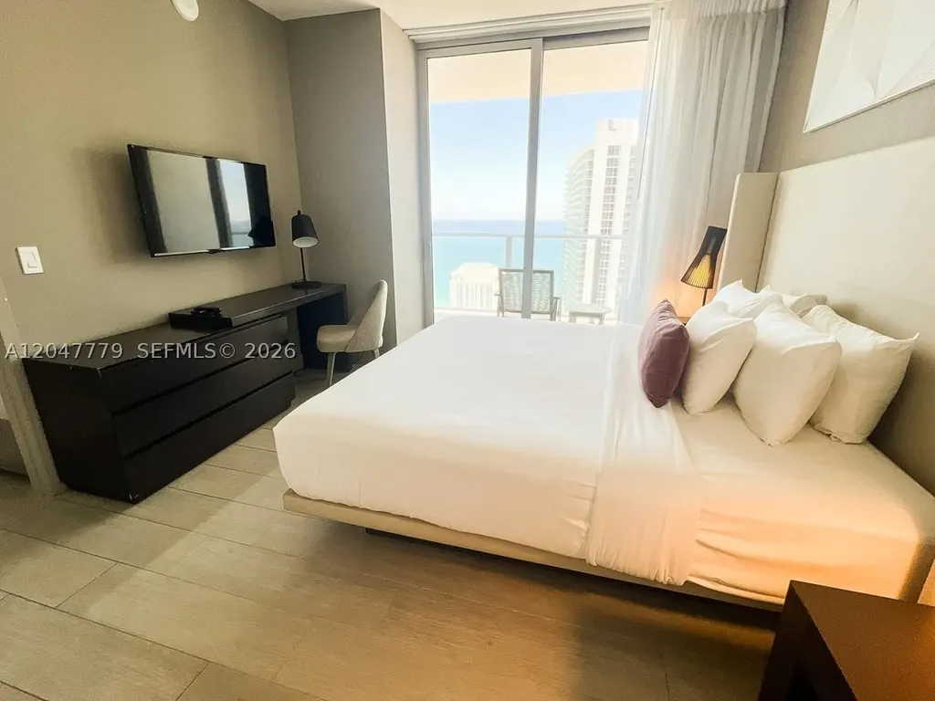 4010 S Ocean Drive Hollywood FL 33019