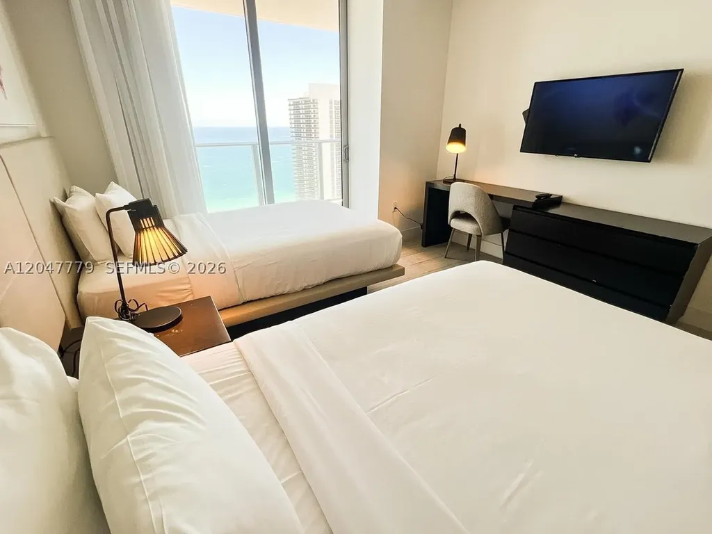 4010 S Ocean Drive Hollywood FL 33019