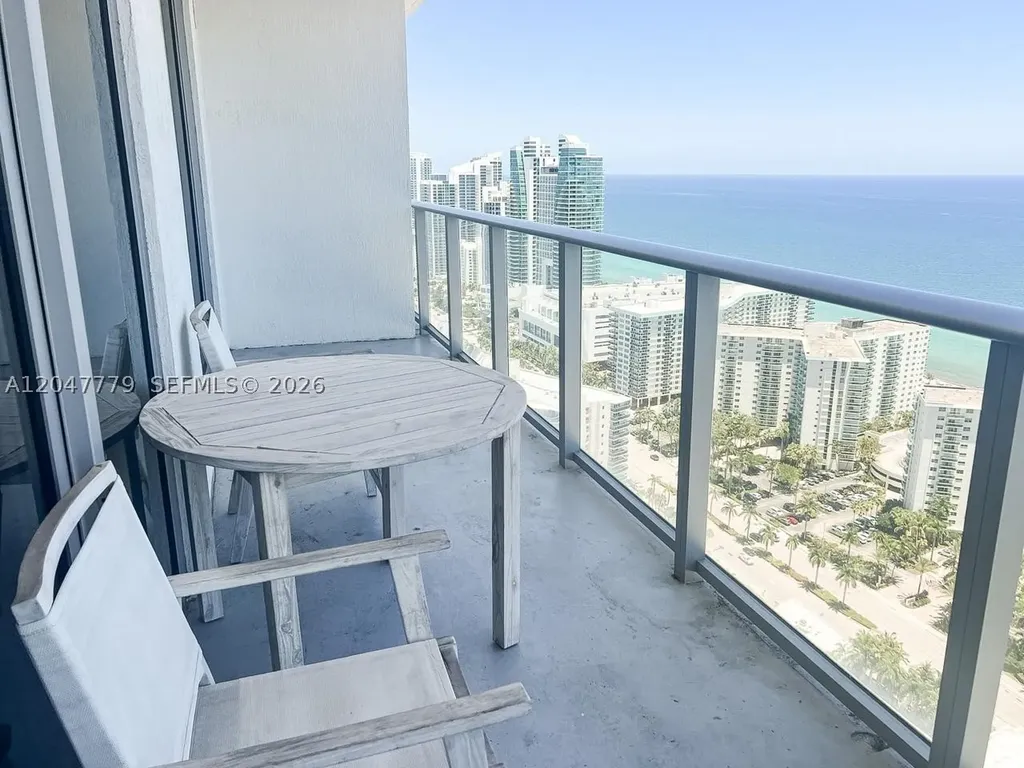 4010 S Ocean Drive Hollywood FL 33019