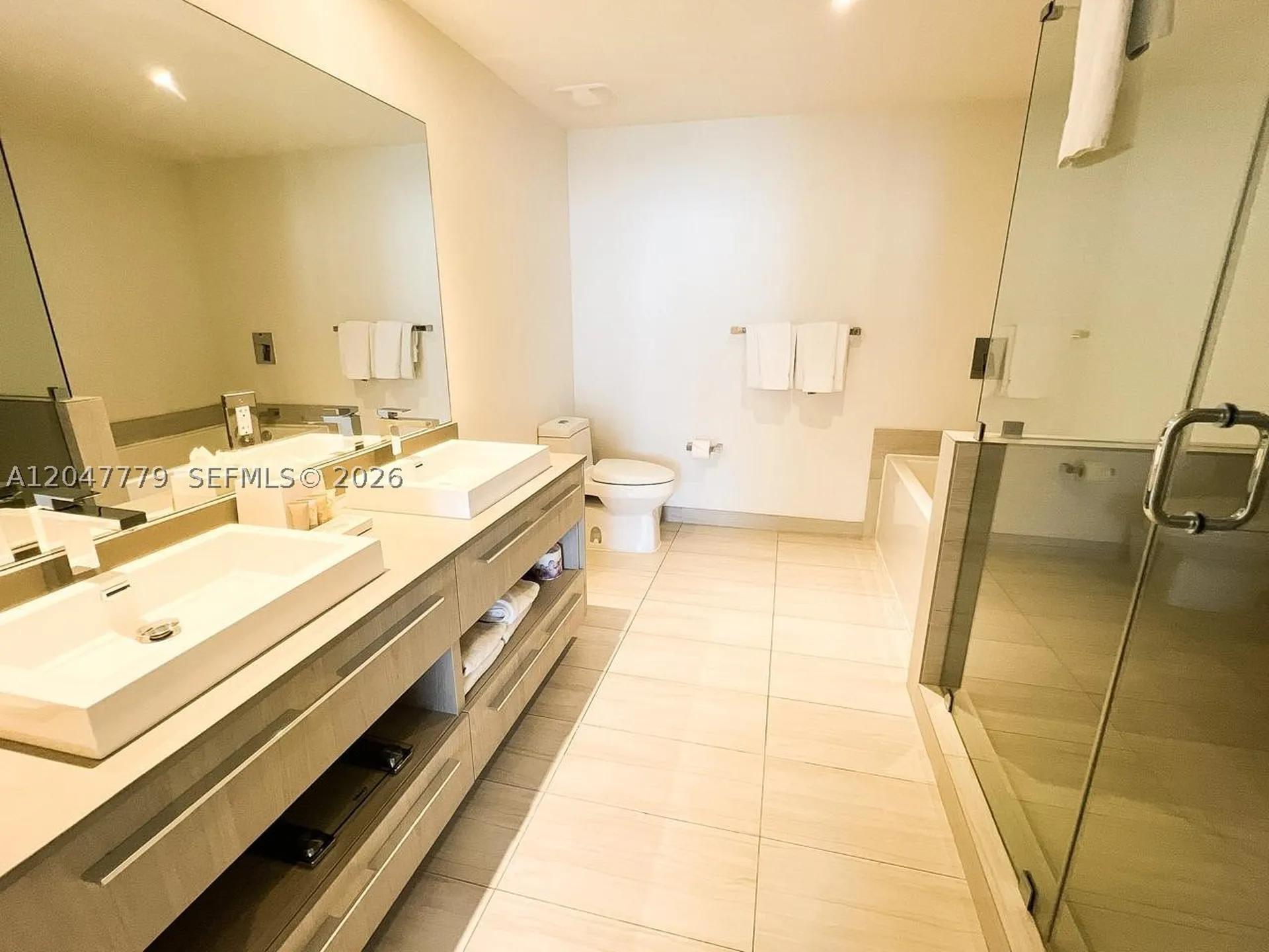 4010 S Ocean Drive Hollywood FL 33019