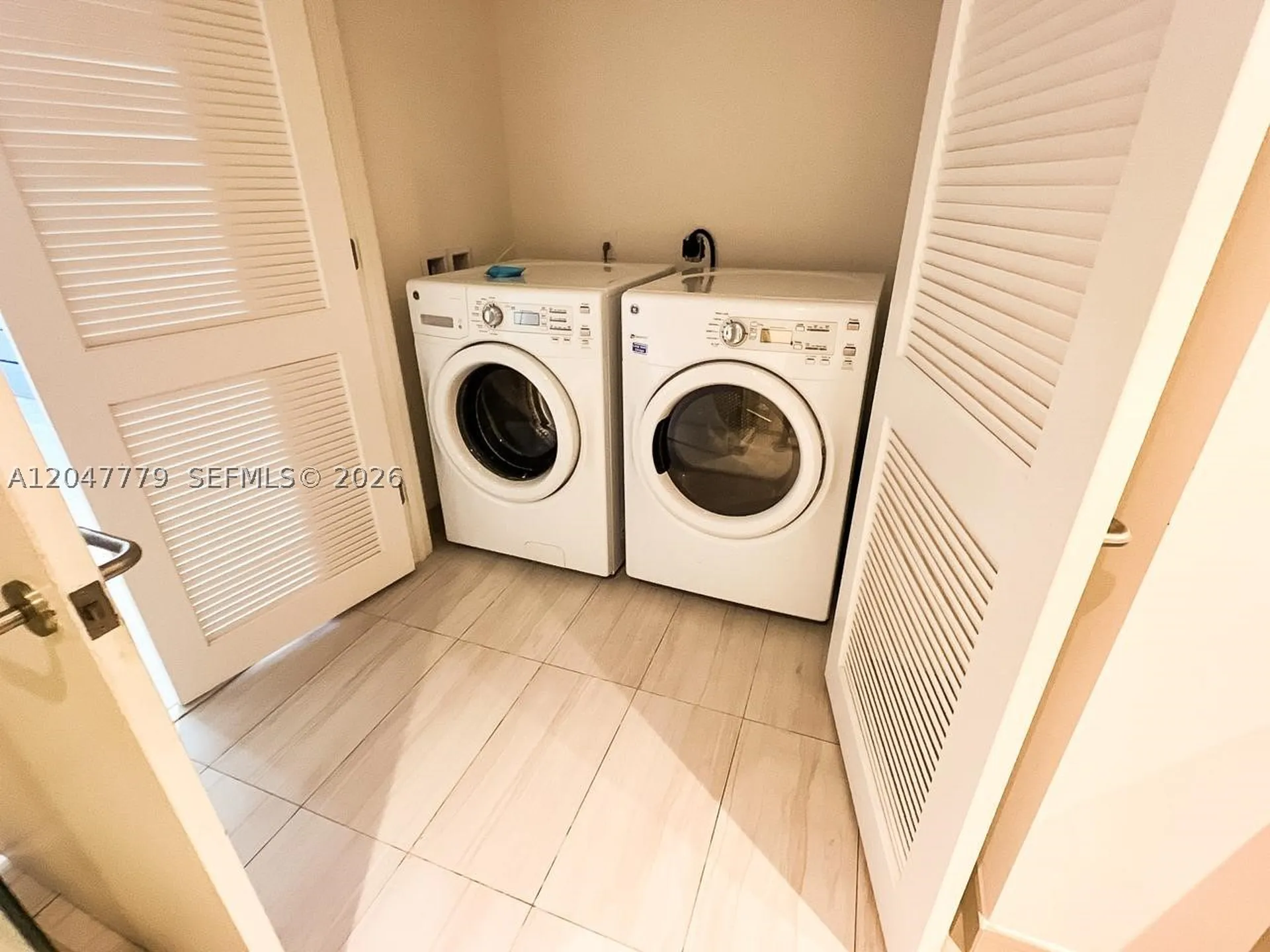 4010 S Ocean Drive Hollywood FL 33019