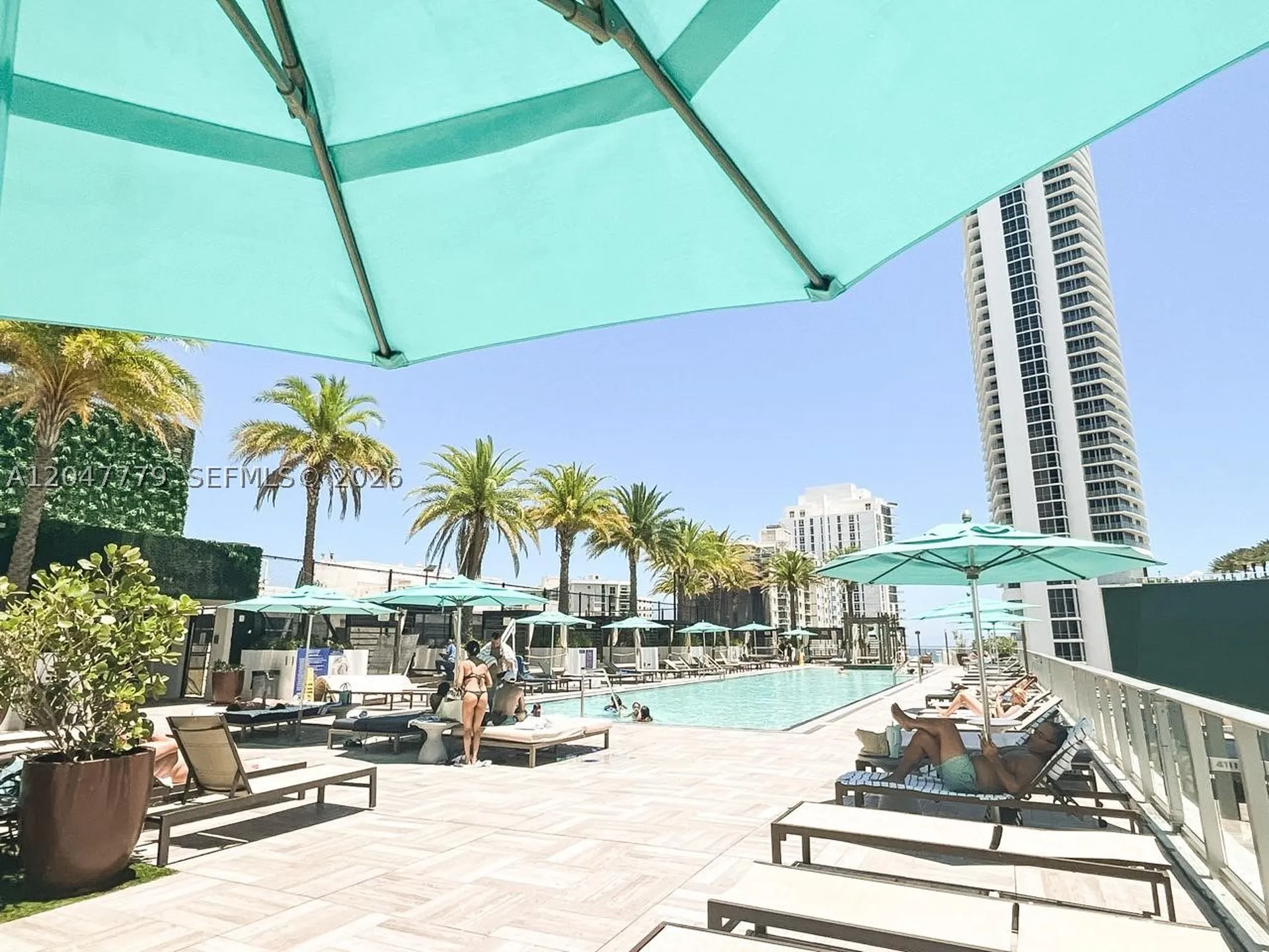 4010 S Ocean Drive Hollywood FL 33019