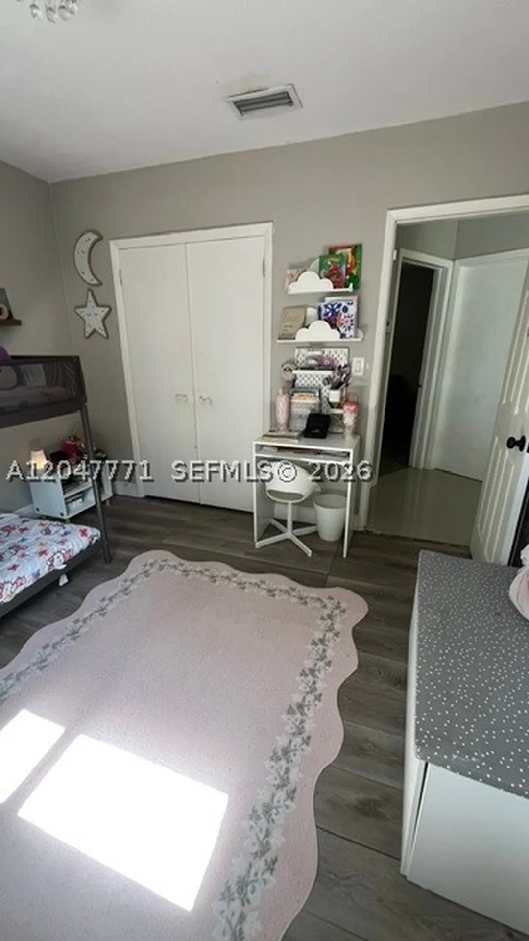 3000 N 72nd Way Hollywood FL 33024