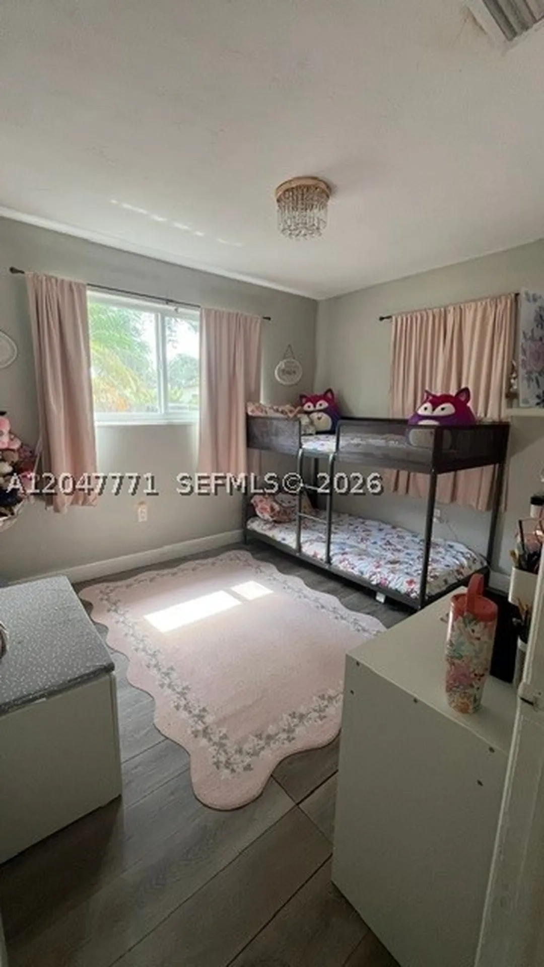 3000 N 72nd Way Hollywood FL 33024