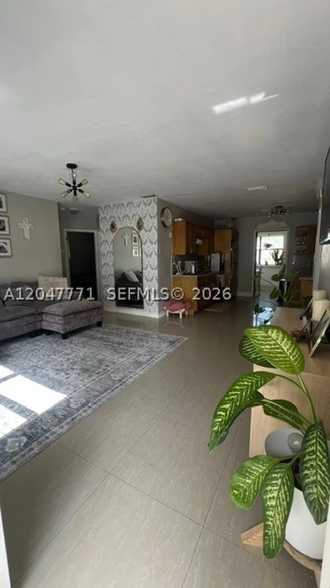 3000 N 72nd Way Hollywood FL 33024