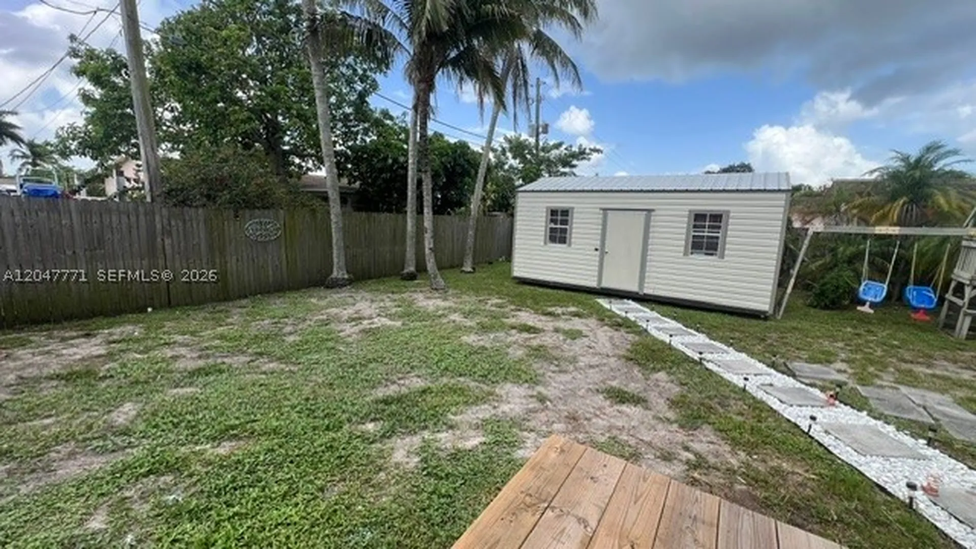 3000 N 72nd Way Hollywood FL 33024
