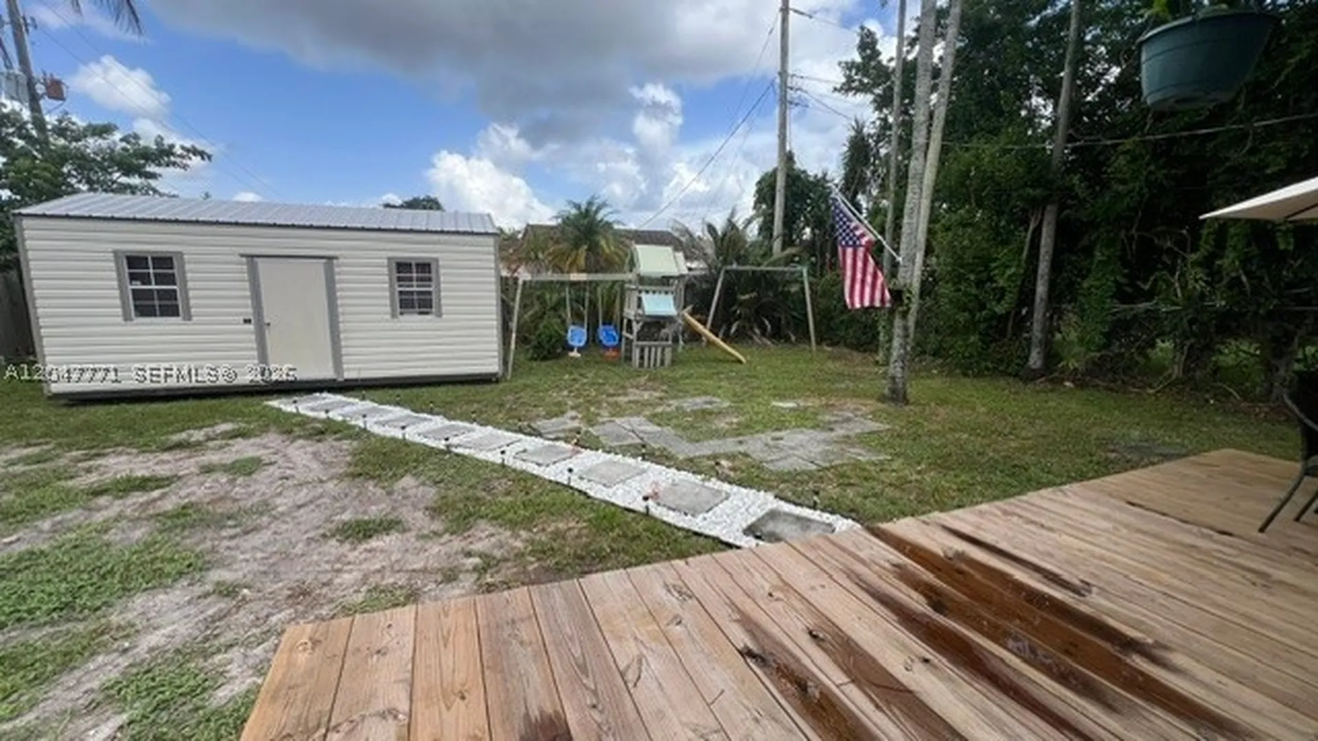 3000 N 72nd Way Hollywood FL 33024