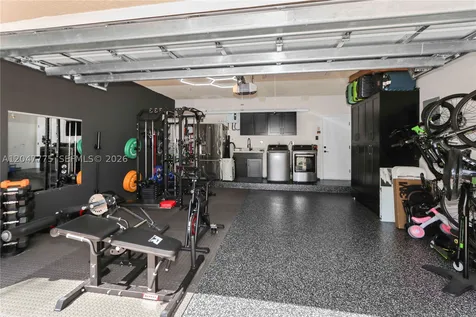 1530 W Lacosta Drive W Pembroke Pines FL 33027