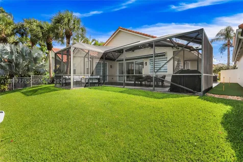 1530 W Lacosta Drive W Pembroke Pines FL 33027