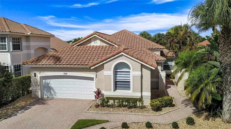 1530 W Lacosta Drive W Pembroke Pines FL 33027