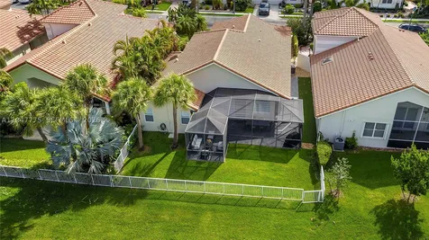 1530 W Lacosta Drive W Pembroke Pines FL 33027