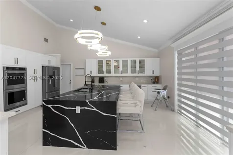 1530 W Lacosta Drive W Pembroke Pines FL 33027