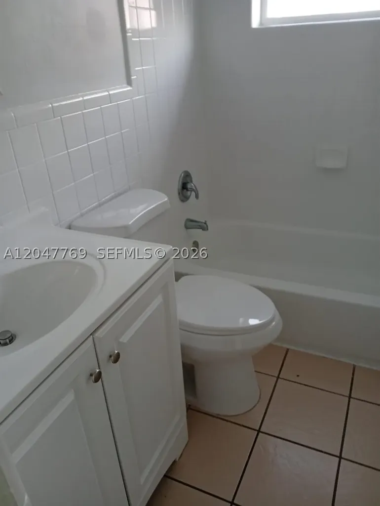 1420 NE 171st Street North Miami Beach FL 33162