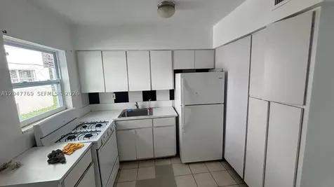 1420 NE 171st Street North Miami Beach FL 33162