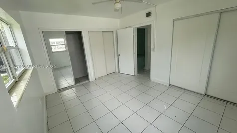 1420 NE 171st Street North Miami Beach FL 33162