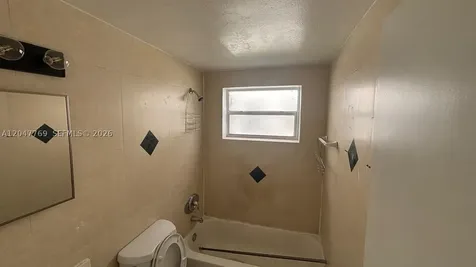 1420 NE 171st Street North Miami Beach FL 33162