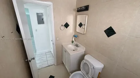 1420 NE 171st Street North Miami Beach FL 33162