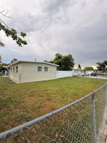 10555 SW 32nd Street Miami FL 33165