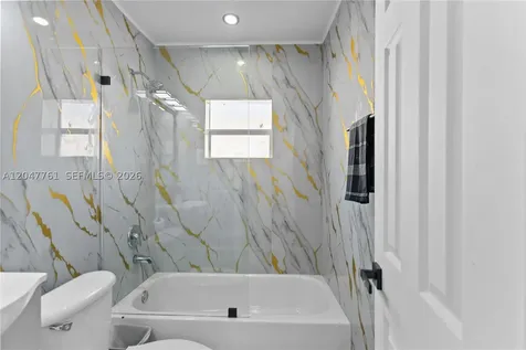 171 W 13th Street Hialeah FL 33010