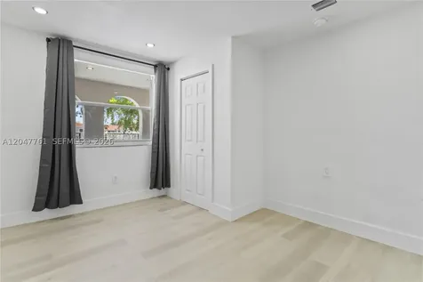 171 W 13th Street Hialeah FL 33010