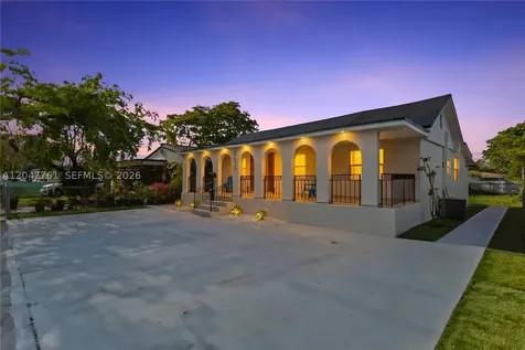 171 W 13th Street Hialeah FL 33010