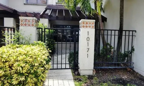 Miami FL 33186