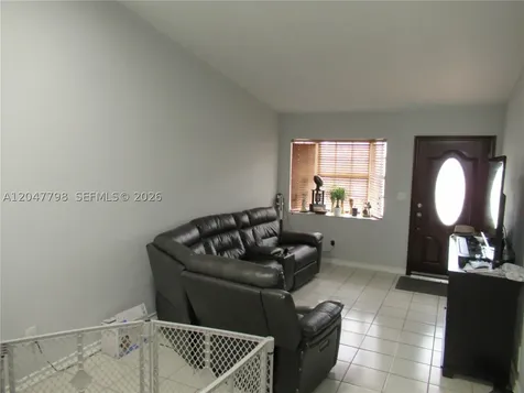 11530 NW 87th Court Hialeah Gardens FL 33018