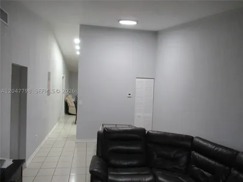11530 NW 87th Court Hialeah Gardens FL 33018