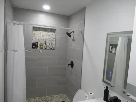 11530 NW 87th Court Hialeah Gardens FL 33018