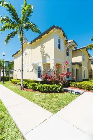 3065 SE 1 Drive Homestead FL 33033