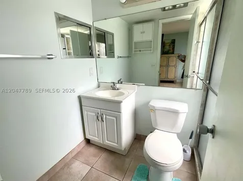 31 Windsor B West Palm Beach FL 33417
