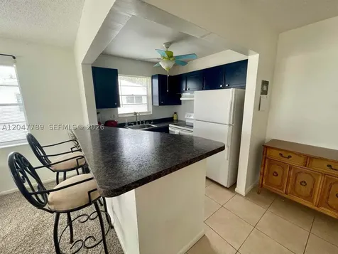 31 Windsor B West Palm Beach FL 33417